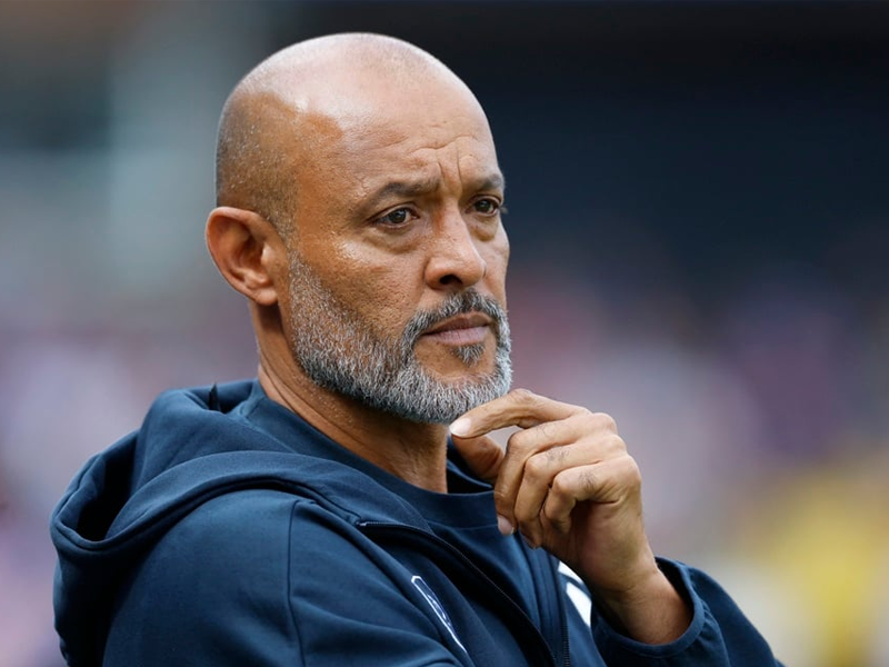 Nuno Espírito Santo có những mâu thuẫn không thể hàn gắn với BLĐ đội bóng về chính sách chuyển nhượng.