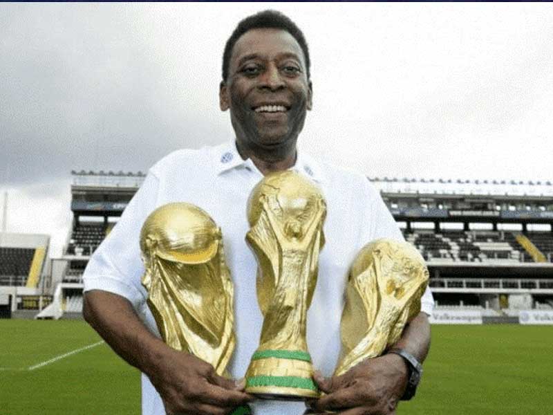 ới biệt danh "Vua bóng đá", ông được đánh giá là một trong những cầu thủ vĩ đại nhất mọi thời đại trong lịch sử bóng đá. Năm 1999, ông được bầu chọn là Cầu thủ xuất sắc nhất thế kỉ 20 bởi hiệp hội IFFHS